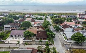 Memora Guesthouse Pontal do Paraná - Suíte a duas quadras da Praia e perto da Ilha do Mel